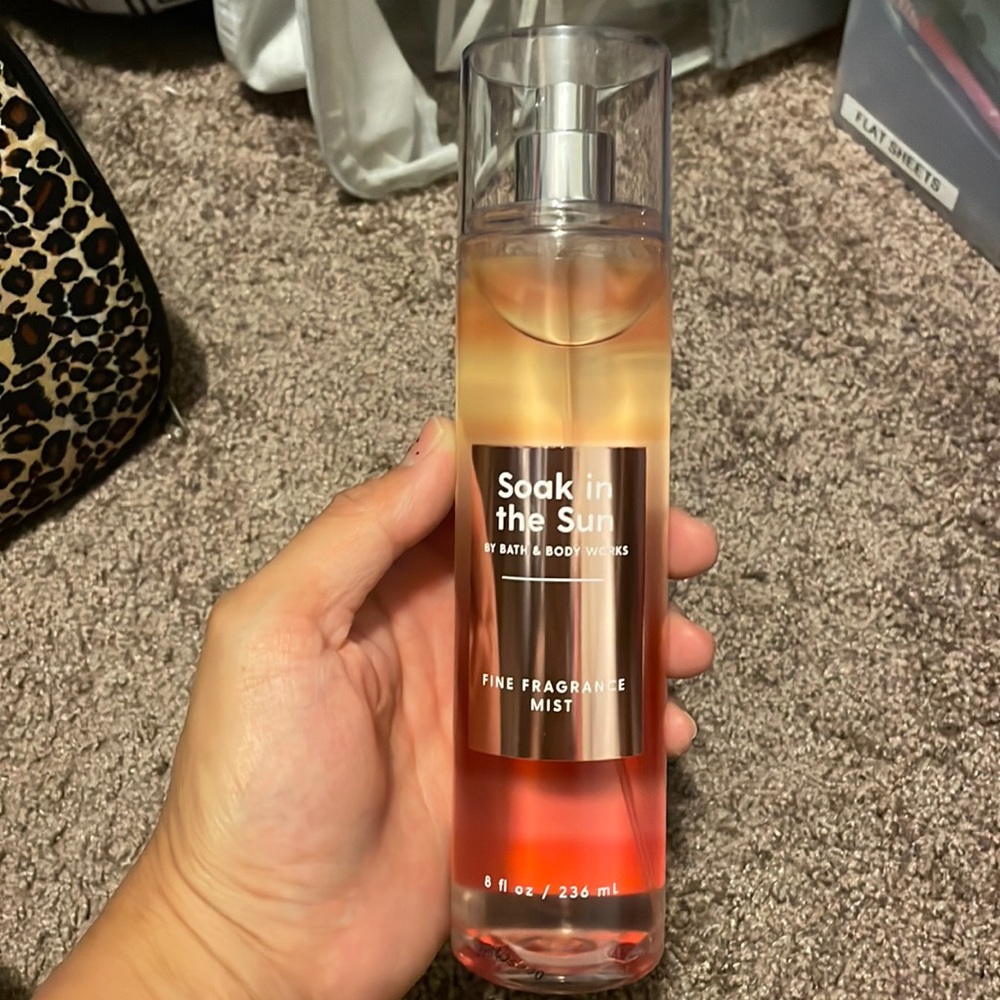 Soak in the sun fine fragrance mist